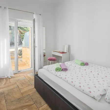 House Ana & Marina With Private Pool And Garden Holiday home Buici (Istria)