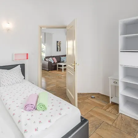 House Ana & Marina With Private Pool And Garden Buici (Istria)